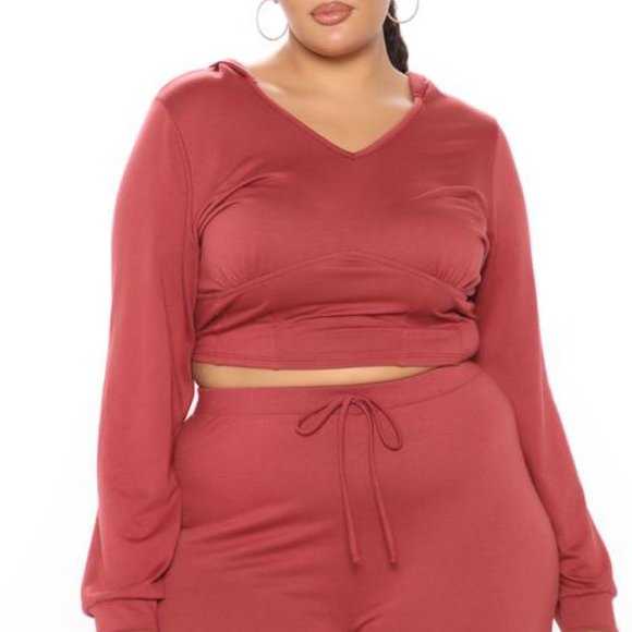 Fashion Nova Style Up Rushed Set - Picture 5 of 12